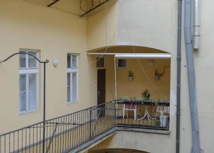 Pinkova Apartments