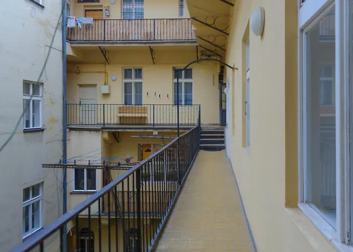 Pinkova Apartments